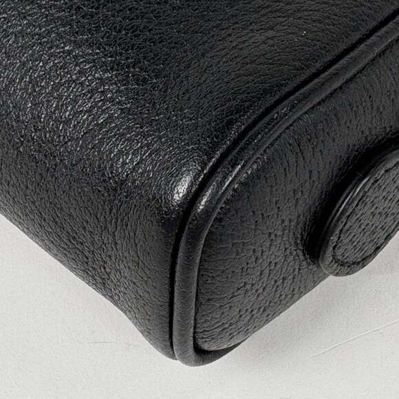 GUCCI Authentic Black Leather Shoulder Bag - Picture 3 of 8